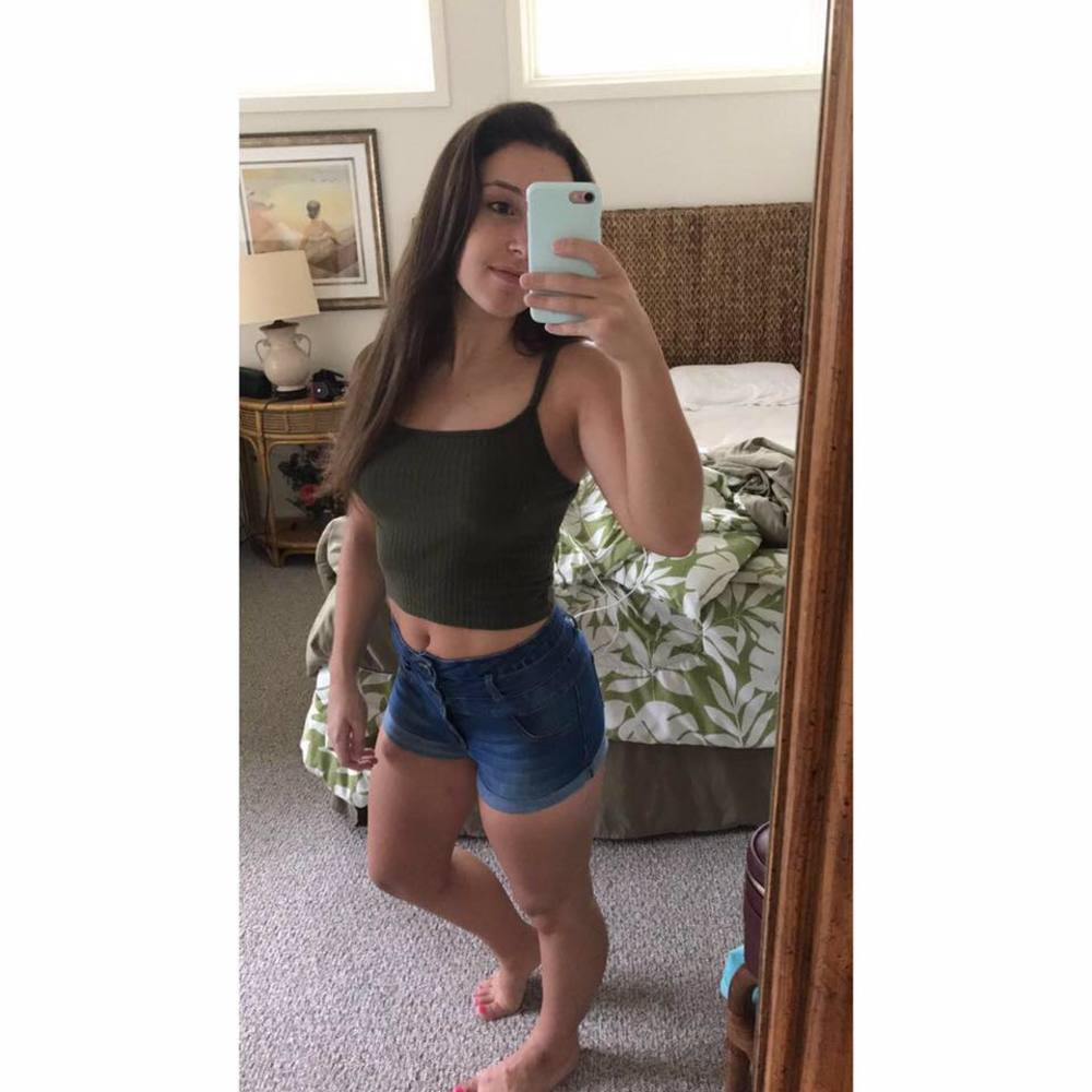 Meet your Posher, Stefanie